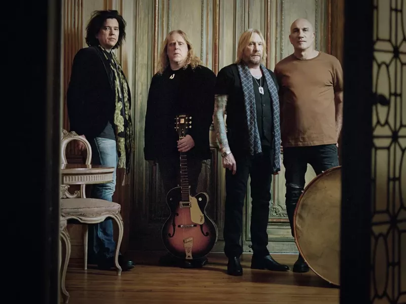 Image: Warren Haynes and Gov't Mule.