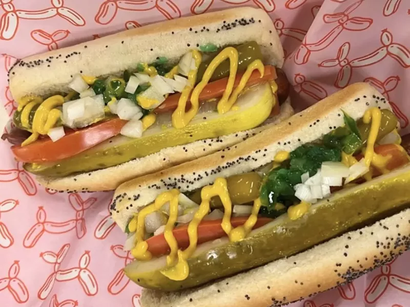 Image: two hot dogs