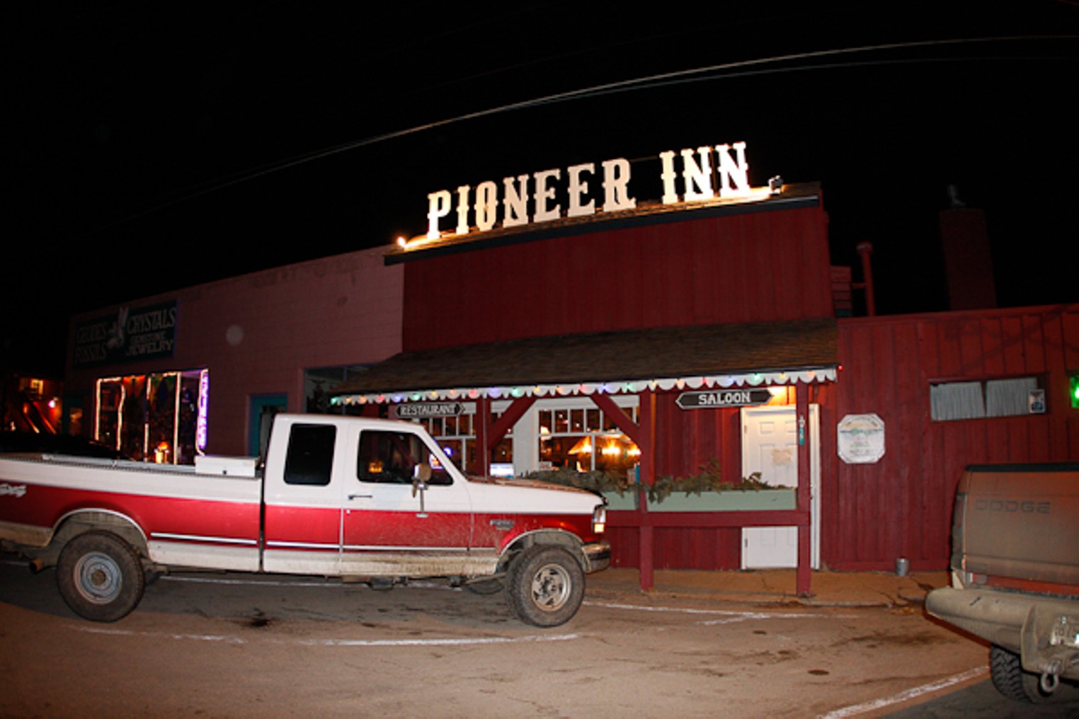 Mellow Vierde ga winkelen The Pioneer Inn | Boulder | American, Traditional, Bars and Clubs |  Restaurant