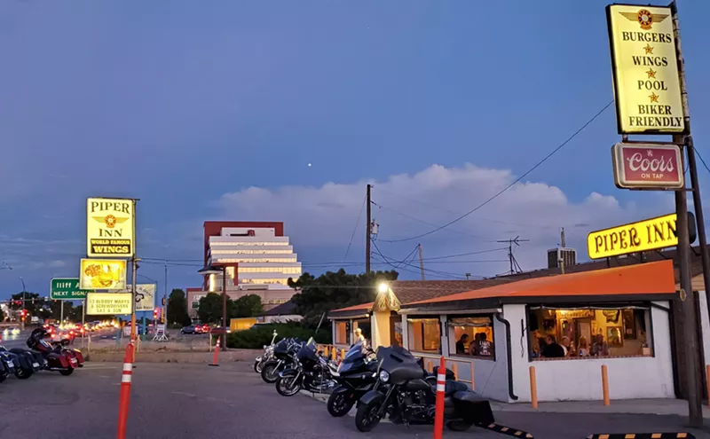 Image: The Piper Inn Draws Bikers and Neighbors in Southeast Denver