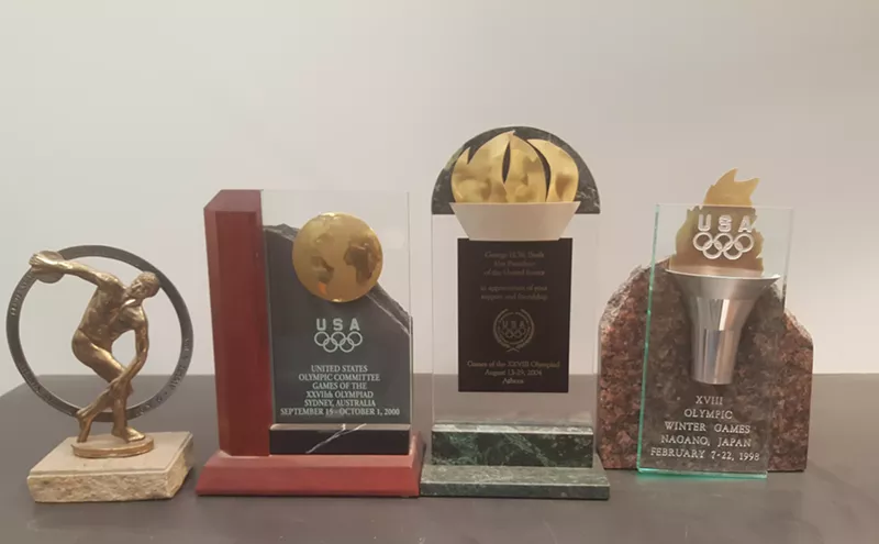 Image: The Rock in the Piece of the Rock Award Is Not From Red Rocks