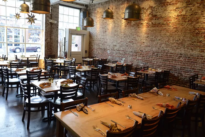 Image: There's not a big-screen TV in sight at Duo Restaurant.