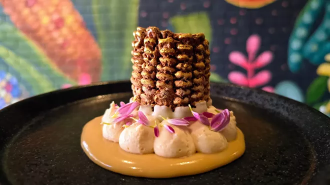 a dessert that looks like a cob of corn