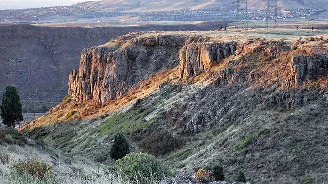 Mountain cliff views.