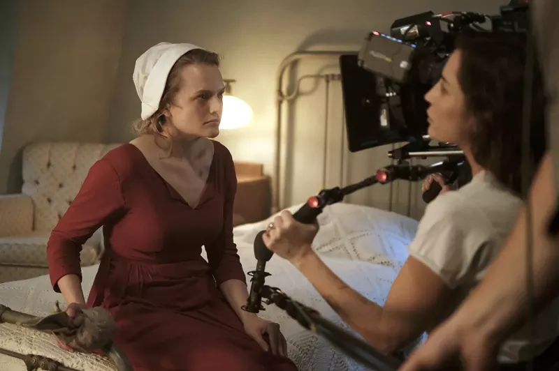 Image: When she calls someone “a pious little shit,” Elisabeth Moss bites off each syllable.