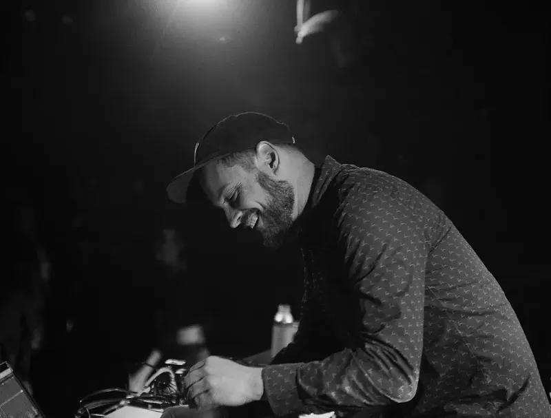 Image: RUMTUM performing at Ophelia's Electric Soapbox.