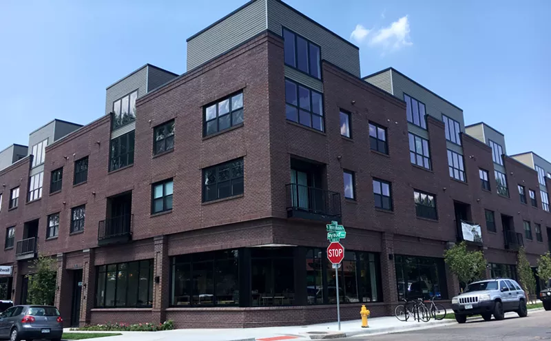 Image: Tommy Lee's Second Uncle Slated for Mid-July Opening