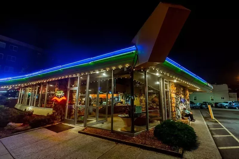 Image: Tom's Diner in all its neon glory, before the COVID-19 closure.