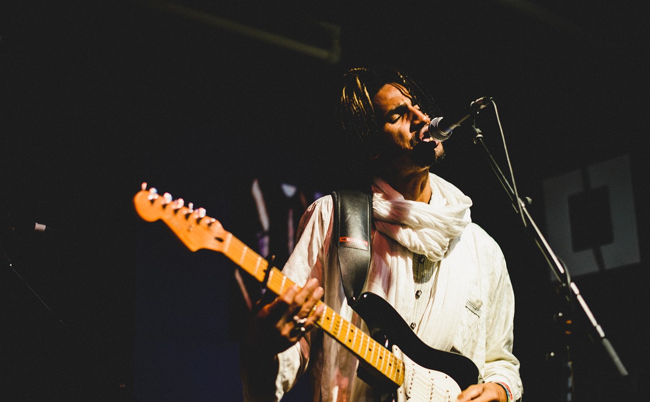 Tuareg Culture Frowns on Music. Mdou Moctar Plays Psych-Rock Anyhow.