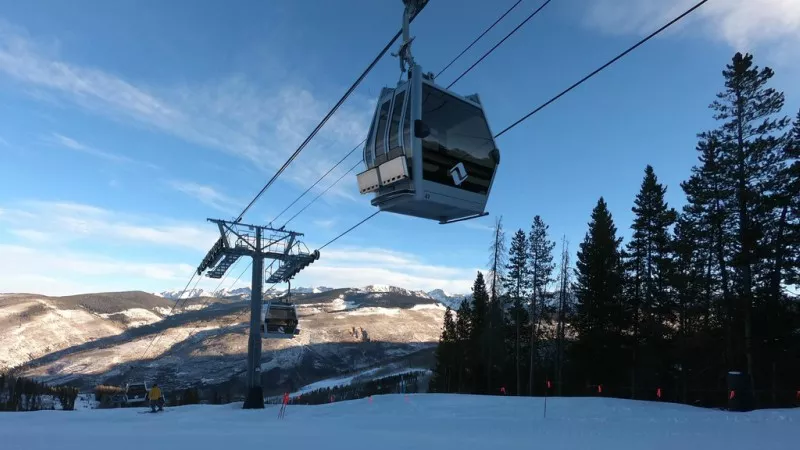 Image: Vail Resorts announced that it would be shutting down prior to Colorado Governor Jared Polis's broader order.