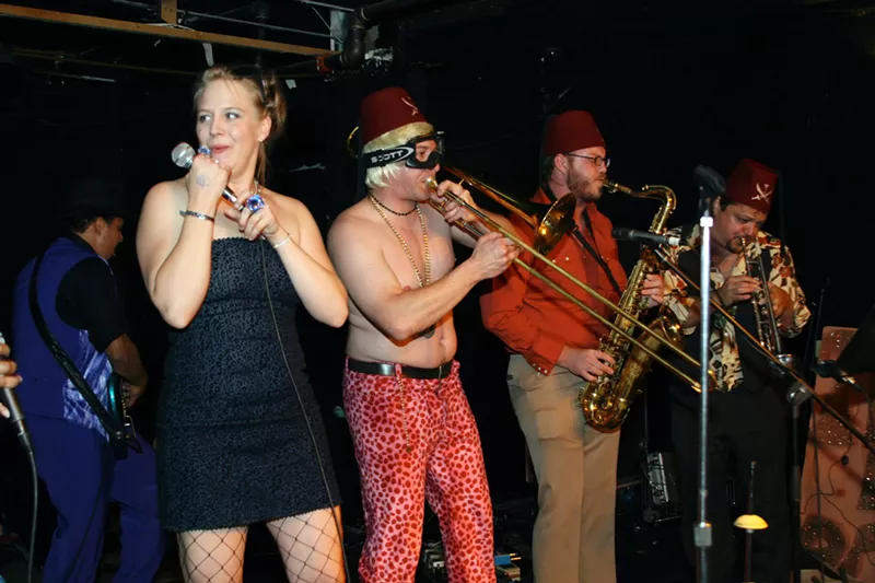 Image: Jennifer Gelvin (left) and Keith Rouse (far right) of the Fabulous Boogienauts, seen here at 3 Kings Tavern in 2008.