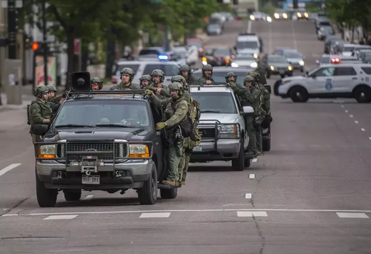 An image from our June 1 slideshow "Day Four of Peaceful Protests Turns Violent at Night." - EVAN SEMÓN PHOTOGRAPHY