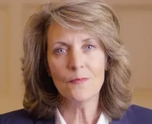 A portrait of Kellie Rhodes. - RHTTPS://RHODESTOCONGRESS.COM/HODESFORCONGRESS.COM