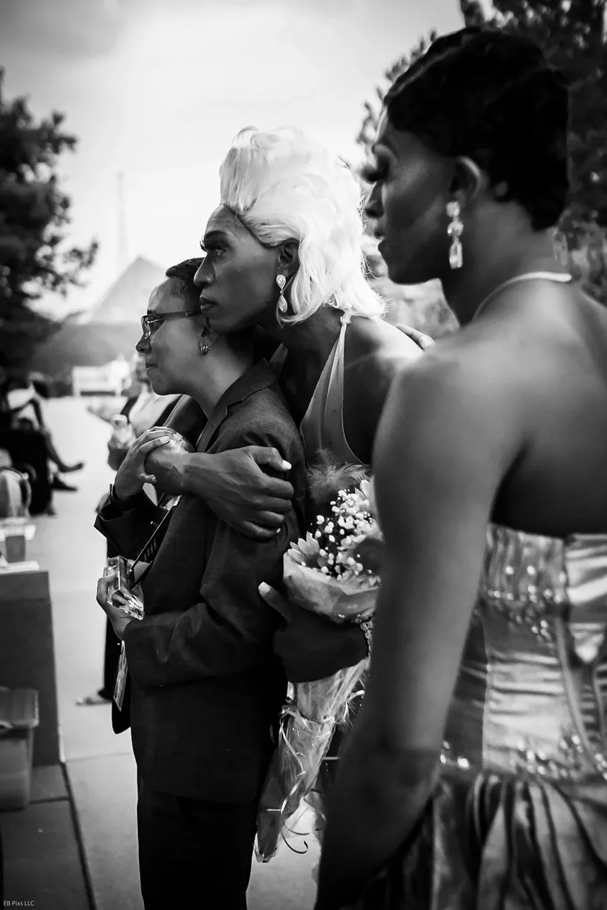 From left to right: Dr. Tara Jae, Miss Zarah, and Juiccy Misdemeanor at the Strange Fruit of Black Excellence Gala. - EBONI BONEÉ COLEMAN FROM EB PIXS