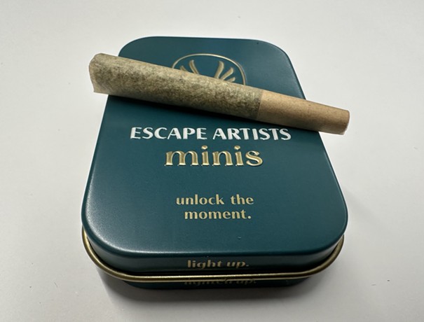 Escape Artist minis are 0.5 grams each, and infused with live resin.