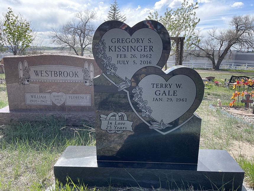 headstone with hearts