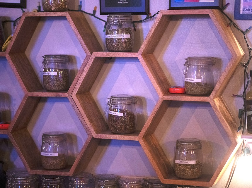 kava choices in jars