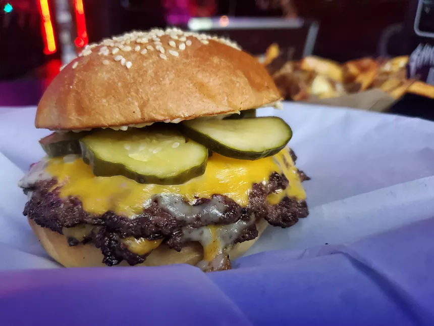 a cheeseburger