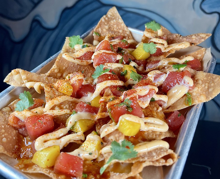 poke nachos on wonton chips