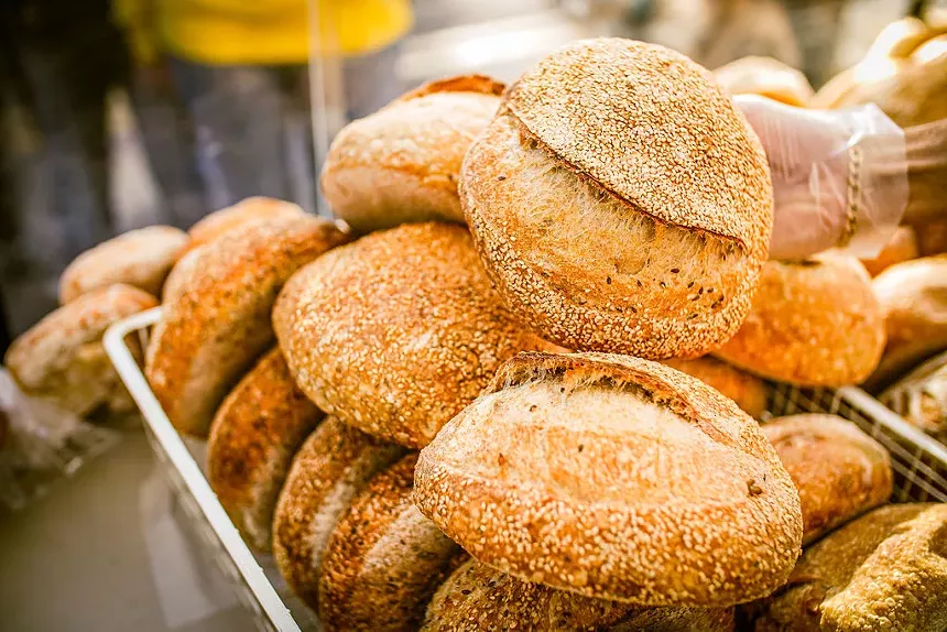 pile of bread loaves