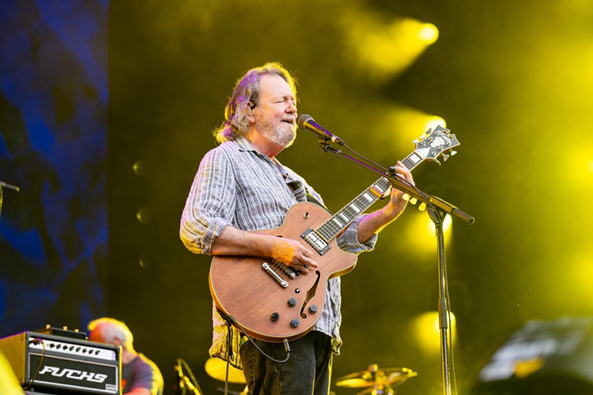 widespread panic performing at empower field in denver