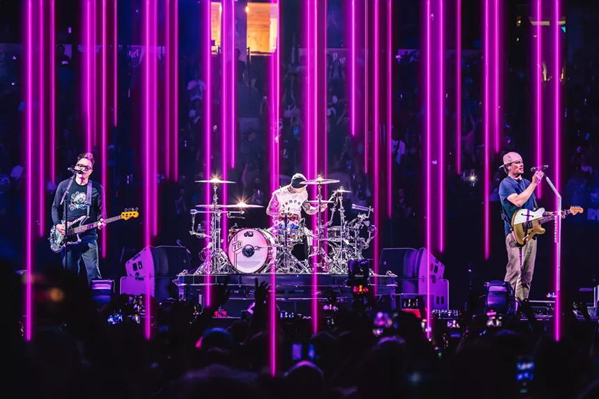Blink-182 live in Denver, CO. Photography By: Jason Myers (@memorandum_media)
