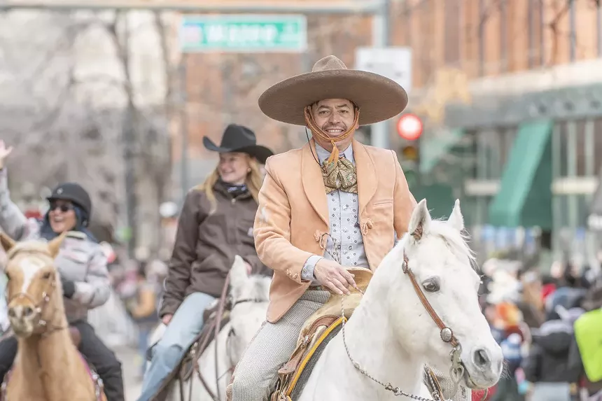 mexican rodeo performers in parade