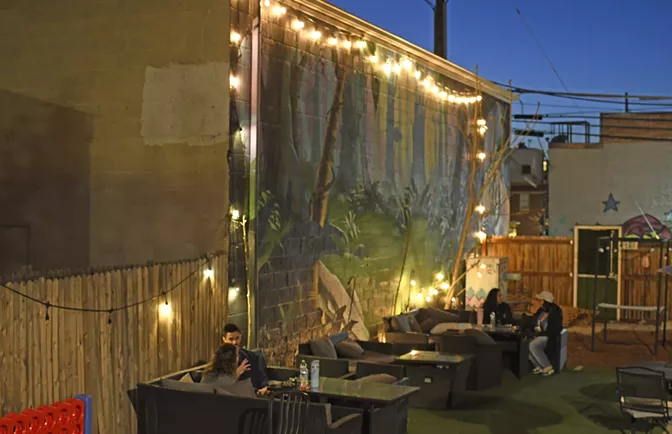 outdoor patio in Denver