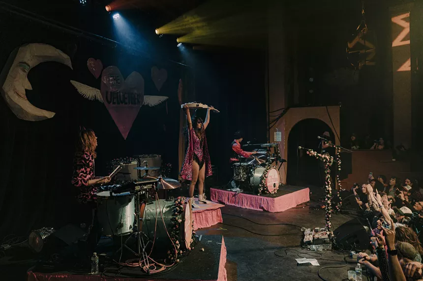 A photo showing The Velveteers on stage at the Bluebird Theatre.