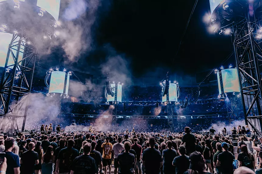 The crowd reacting to Metallica coming on stage at Empower Field at Mile High