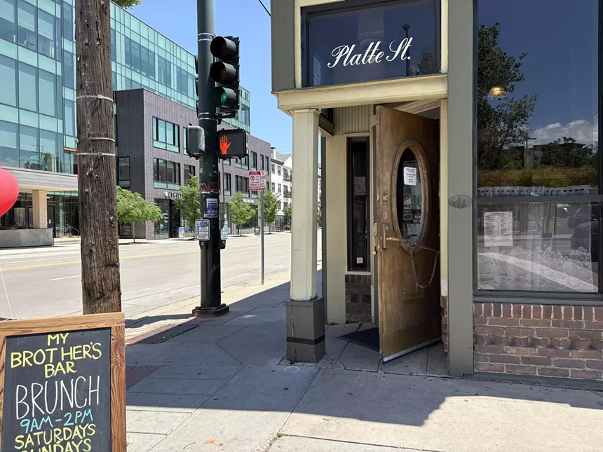 brunch sign at entrance to bar