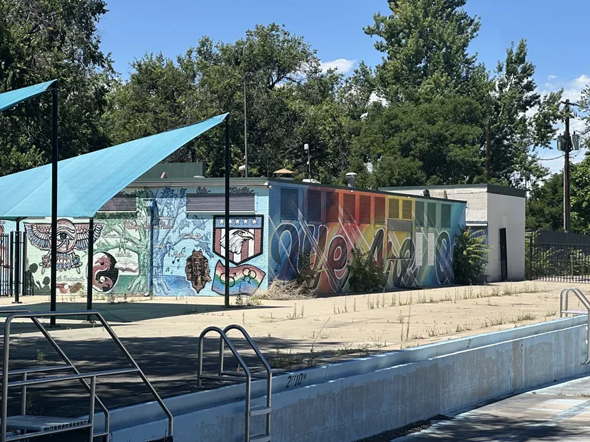Walls of murals