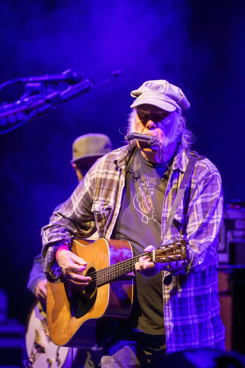 Neil Young & the Chrome Hearts performing at Fiddler's Green