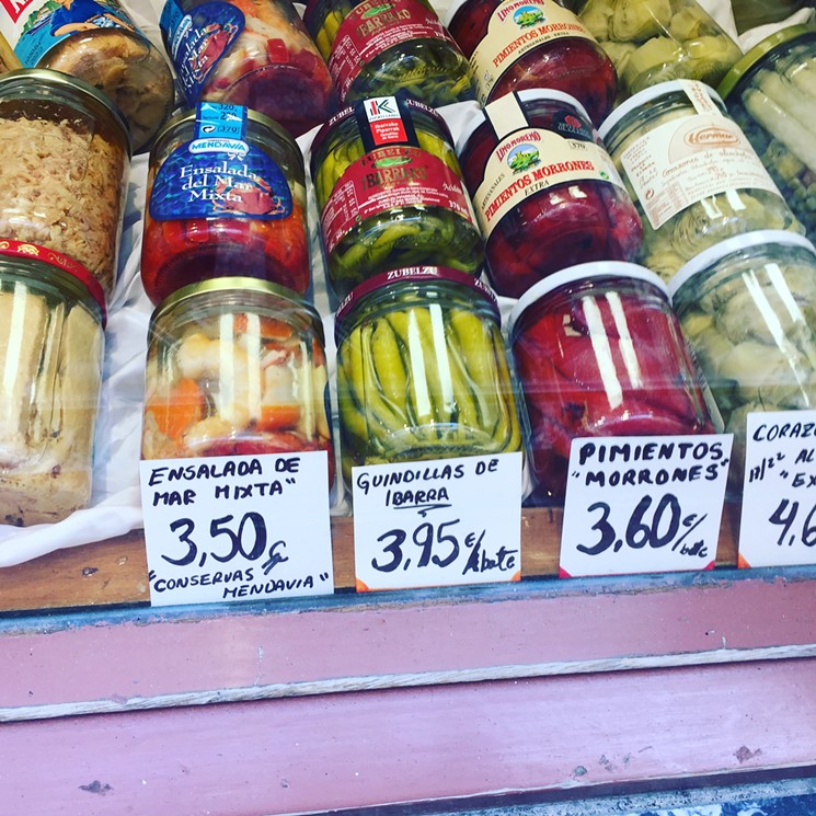 Spanish pickled peppers. - CORRIDA
