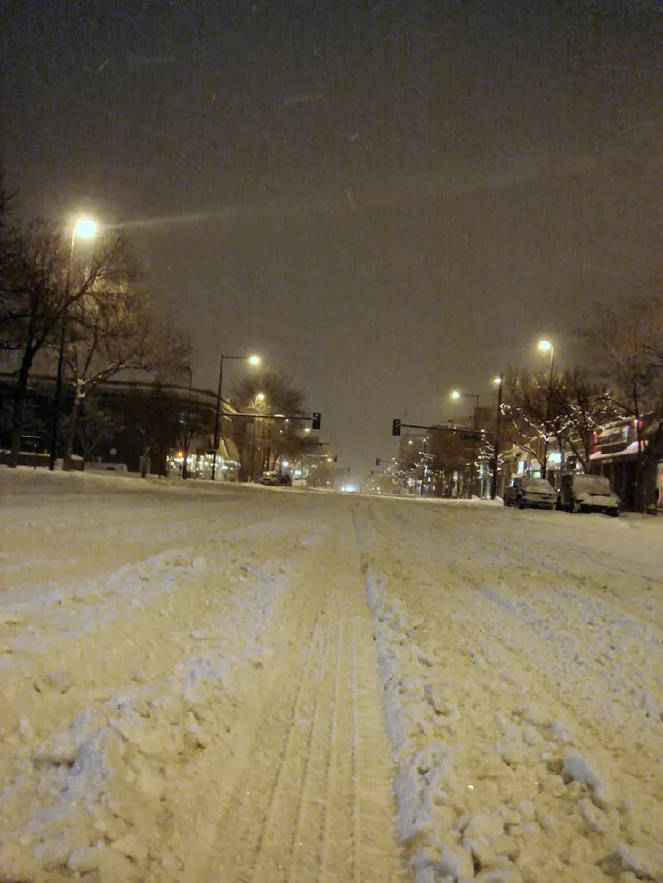 No, really; that snow only looks yellow. - ROB! AT FLICKR