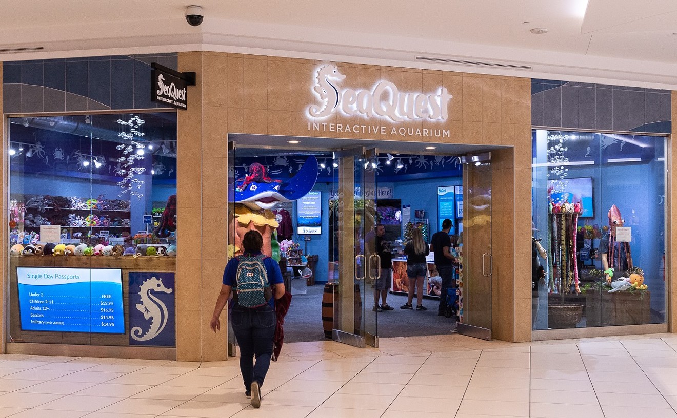 The entrance to SeaQuest Littleton in Southwest Plaza includes a souvenir shop.