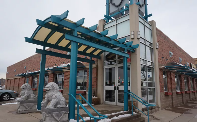 Best New GroceryStore Amenity 2001 Imperial Chinese Restaurant