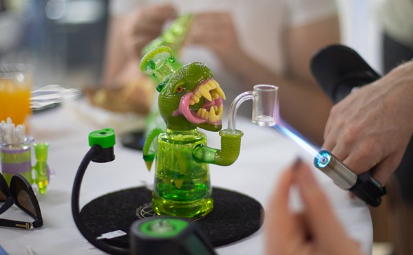 Groovy Gravy Combines 710 Rosin With Local Chefs and Glass Artists