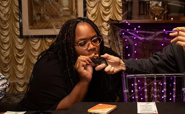 Ask a Stoner: Smoking Weed on First Dates