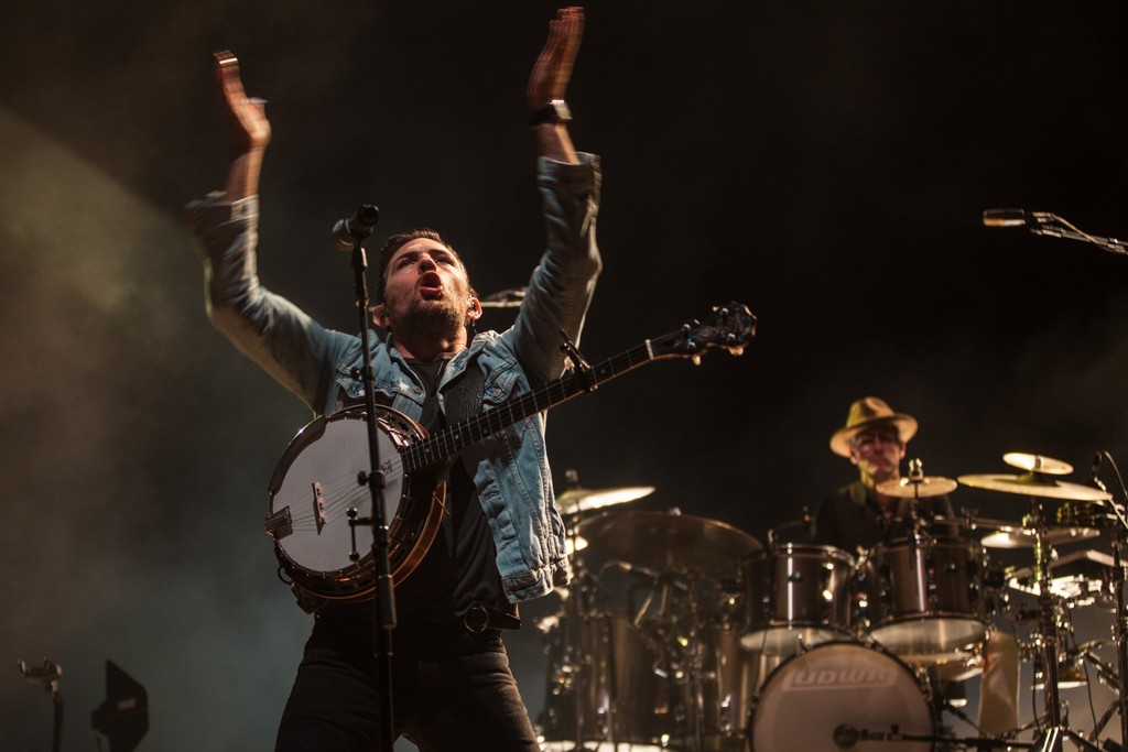 The Avett Brothers will headline a concert for the Colorado Music Relief Fund.
