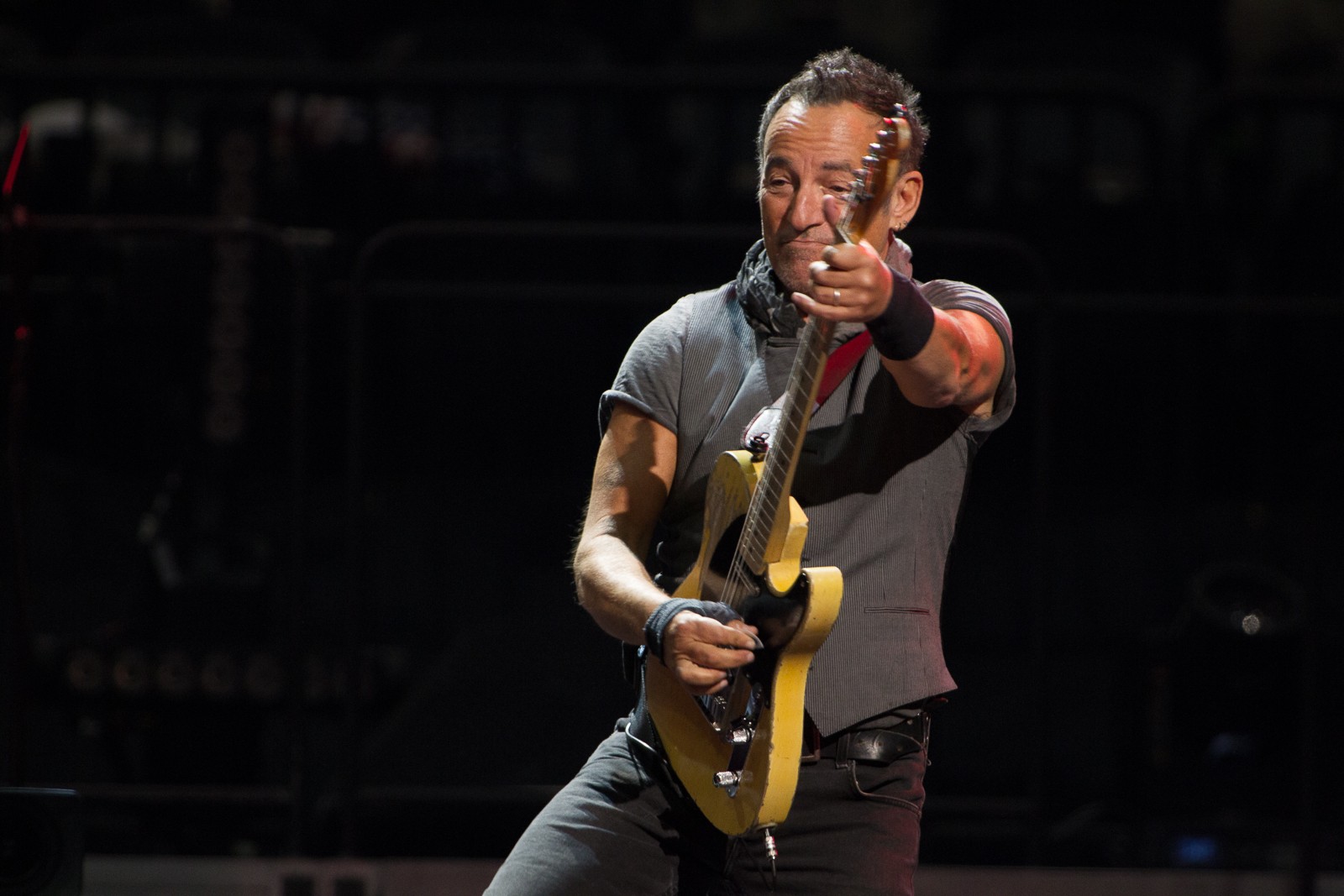 Bruce Springsteen Spotted Wearing a Black Shirt, Jeans, and Blazer