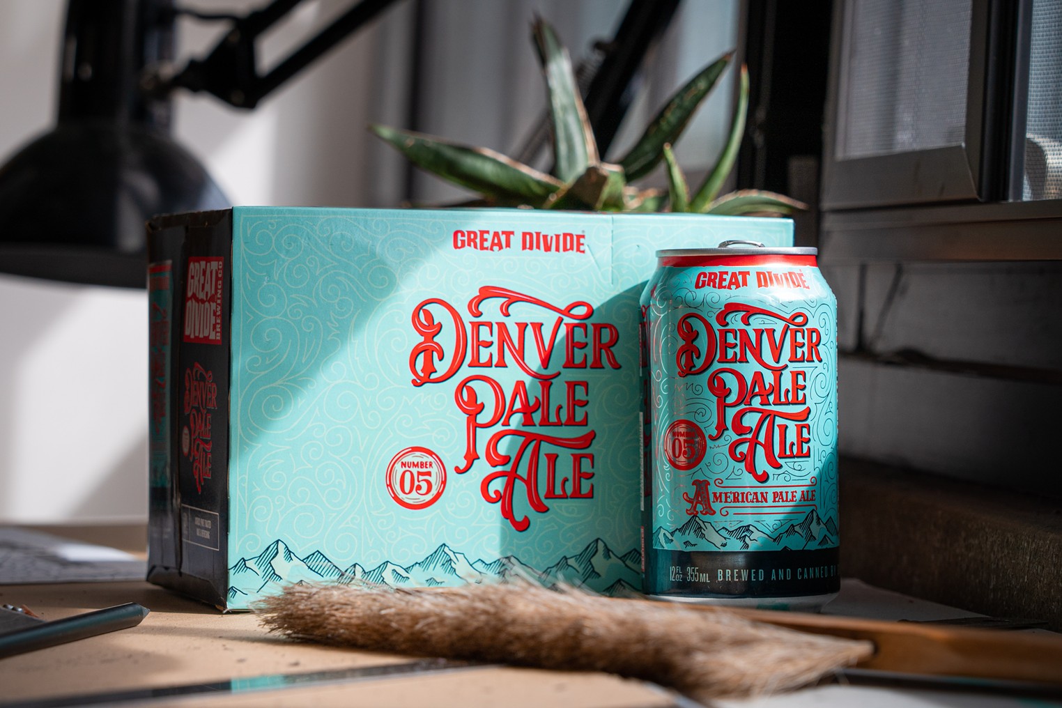 https://media2.westword.com/den/imager/u/slideshow/11747511/great.divide.pale.ale.5.jpg