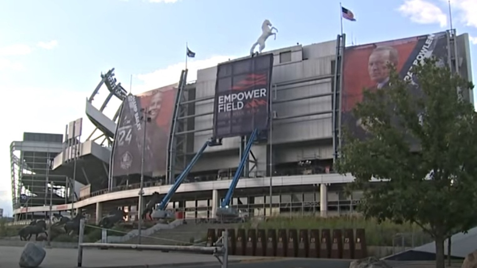 Broncos to host a limited number of fans at Empower Field at Mile High  beginning on Sept. 27 against Tampa Bay