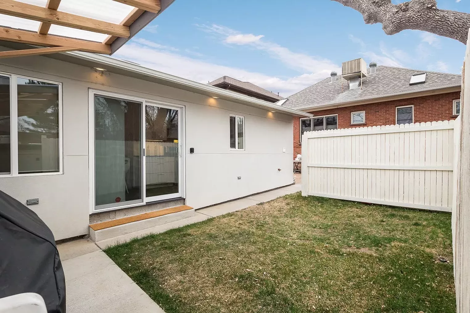 Short-Term Rental Hosts Push for Long-Term Changes in Denver - Vimarsana News