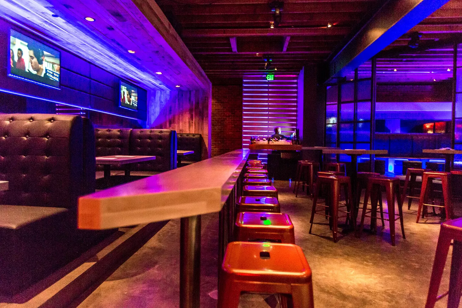 The Triangle Bar Brings Upscale Gay and Cafe to Broadway