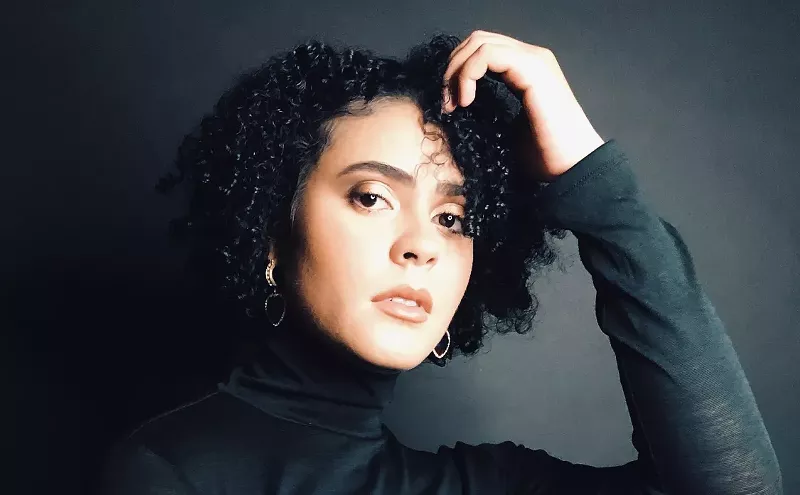 Image: Voisey Star Mandy Groves Just Landed a Record Deal