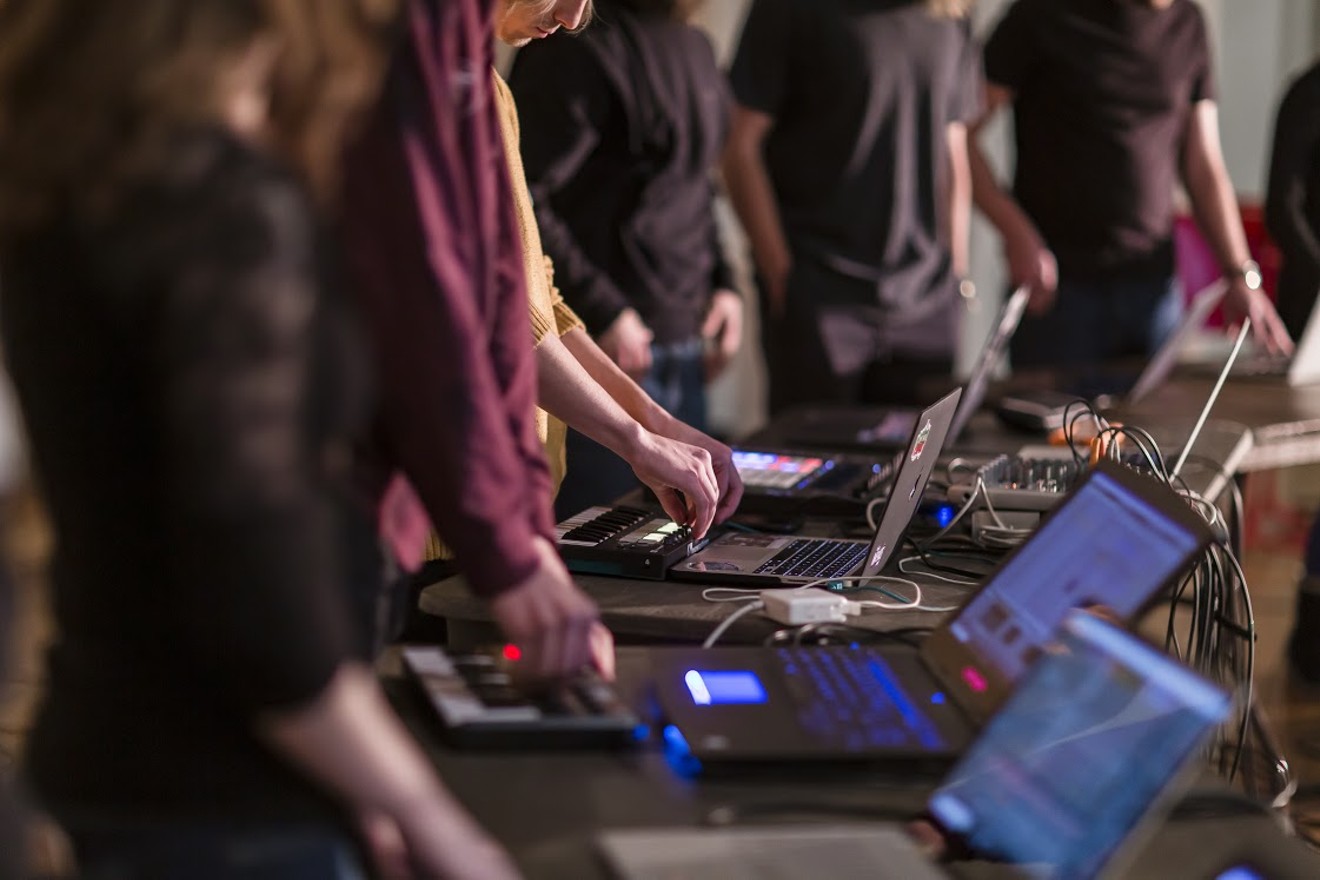 The University of Colorado is now offering classes on electronic digital instruments.