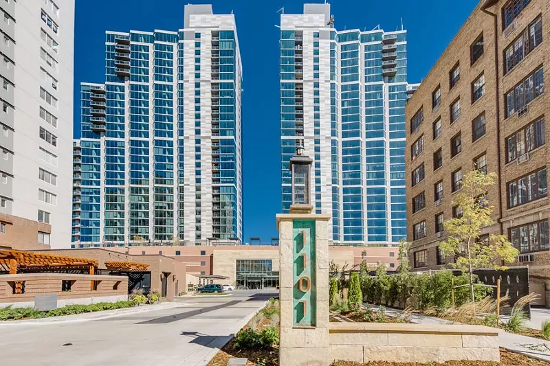Image: apartment tours in denver