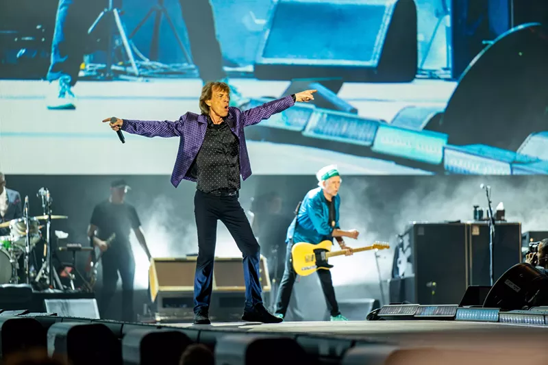 Image: mike jagger singing