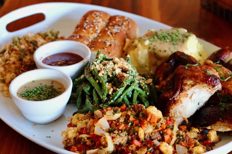 Image: A Thanksgiving plate from Lunchboxx featuring chicken, green beans, cornbread chorizo stuffing and other dishes